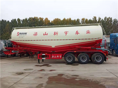 山東水泥罐車廠家 山東水泥罐車廠家