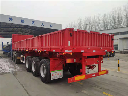 自卸半掛車(chē)廠家